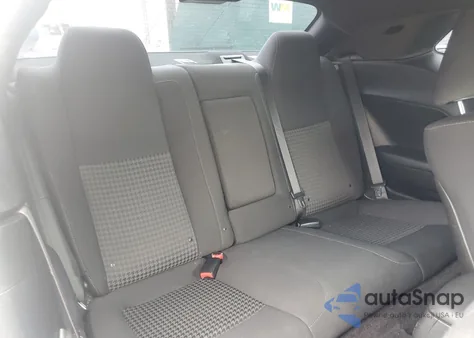 2019 Dodge Challenger R/T z USA, uszkodzony, nr VIN 2C3CDZBT4KH573533